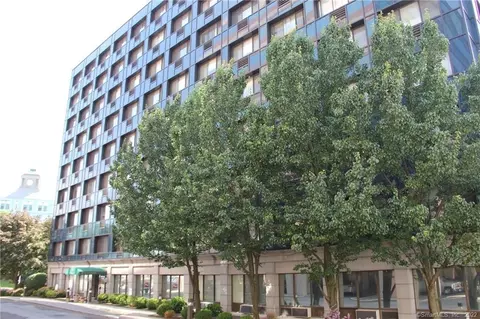 300 Broad St #607, Stamford, CT 06902
