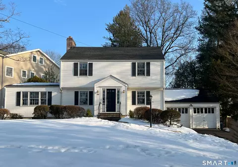 29 Vincent Ave, Stamford, CT 06905