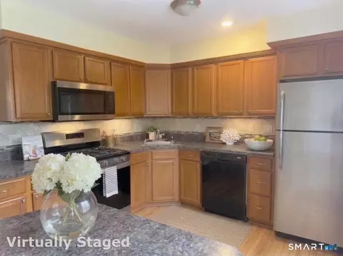 Other - 116 Commerce St #5, Clinton, CT 06413 photo 4 of 6