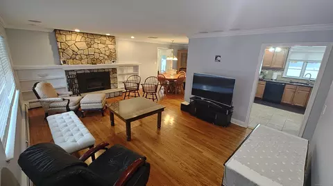 Living - 56 Dessa Dr, Hamden, CT 06517 photo 1 of 2