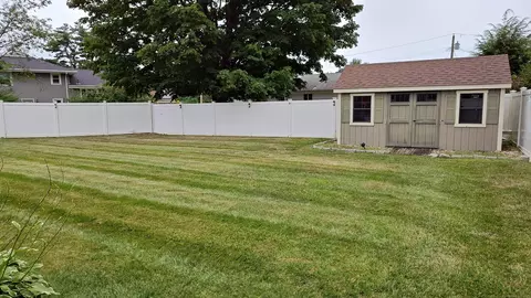 Exterior - 56 Dessa Dr, Hamden, CT 06517 photo 6 of 7