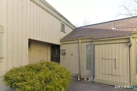 162 Heritage Vlg #D, Southbury, CT 06488