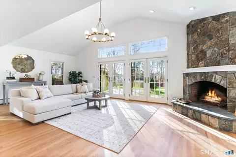86 Maple Ave S, Westport, CT 06880