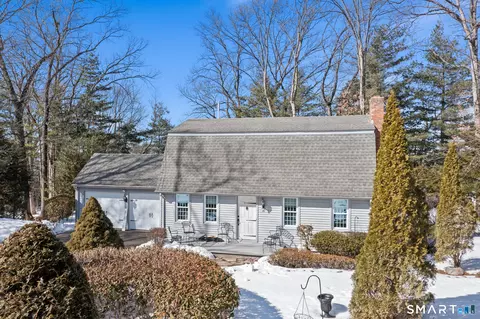 70 Ralph Rd, Manchester, CT 06040