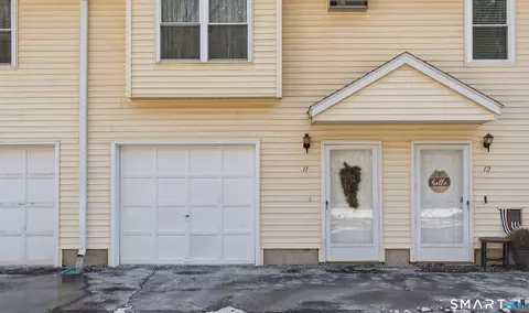 66 Atwood St #11, Plainville, CT 06062