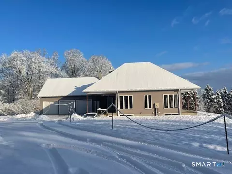 15 Clark Rd # R, Durham, CT 06422