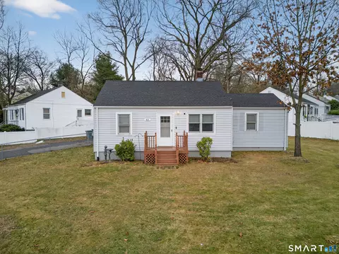 62 Strathmore Rd, West Haven, CT 06516