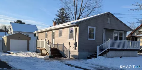 20 Liberty St, Vernon, CT 06066