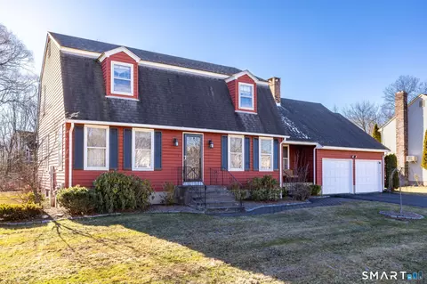 186 Hang Dog Ln, Wethersfield, CT 06109