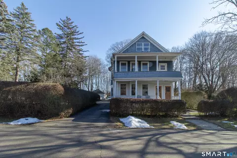 61-63 Home Pl, Branford, CT 06405