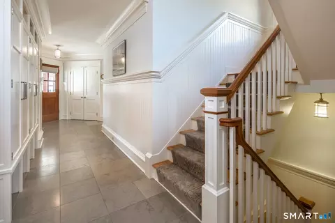 Entry Way - 253 Rivergate Dr, Wilton, CT 06897 photo 2 of 4