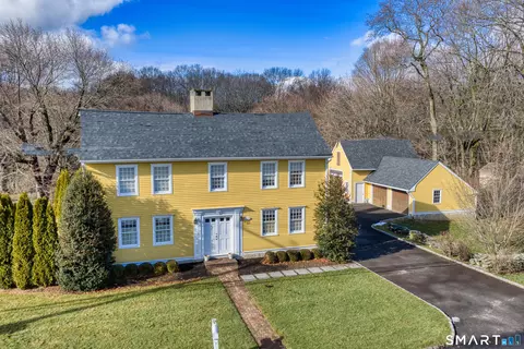 5695 Main St, Stratford, CT 06614