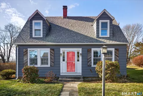 151 Ocean View Ave, Mystic, CT 06355