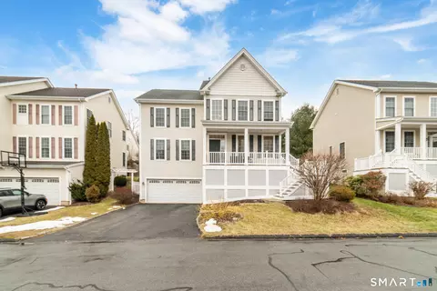 9 Gettysburg Rd #9, Southbury, CT 06488