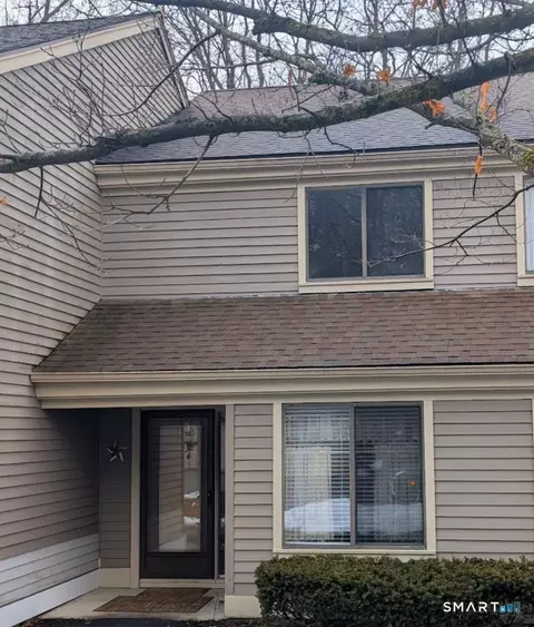 21 Riveredge Dr #21, Winchester, CT 06098