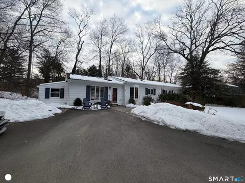 20 Arrowhead Rd, Wilton, CT 06897