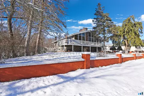 63 Millbrook Rd, Middletown, CT 06457