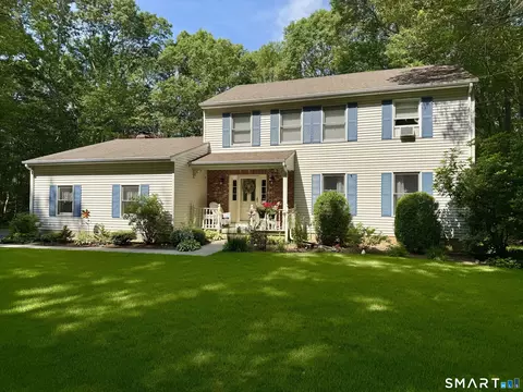 70 Partridge Hollow Rd, Gales Ferry, CT 06335