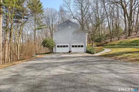 Exterior - 268 Umpawaug Rd, Redding, CT 06896 photo 5 of 5