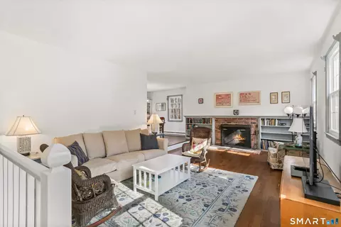 Living - 268 Umpawaug Rd, Redding, CT 06896 photo 1 of 3
