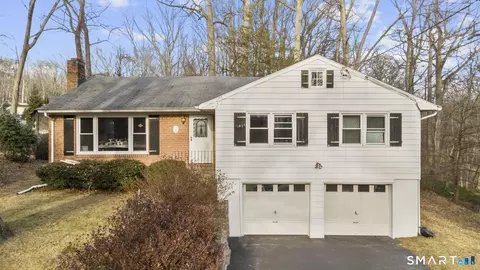 276 Grumman Ave, Norwalk, CT 06851