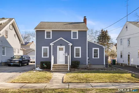 25 Lindsley Pl, Stratford, CT 06615