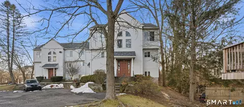 117 Hamden Ave #I, Waterbury, CT 06704