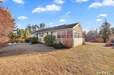 34 Perry Ave, Norwich, CT 06360