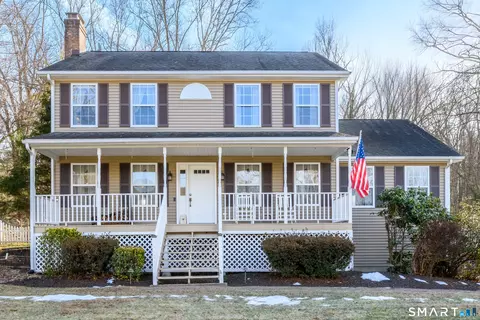 138 Burton Rd, Beacon Falls, CT 06403