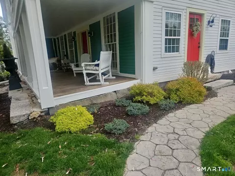 4 Perrin Rd, Woodstock, CT 06281
