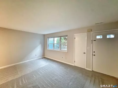 26 Prospect Ave #F4, Norwalk, CT 06850