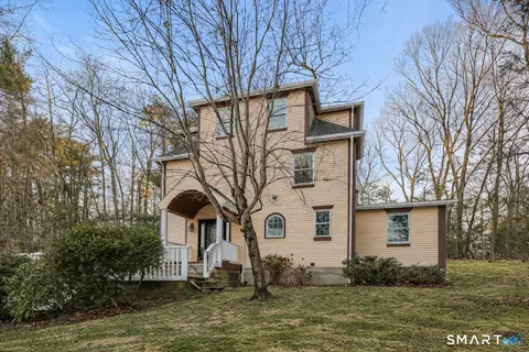 31 Oxford Ct, Simsbury, CT 06070