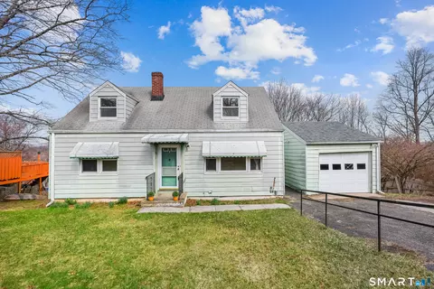 46 Topstone Dr, Danbury, CT 06810