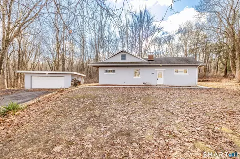 461 Pond Rd, Franklin, CT 06254