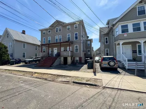 40-42 Jane St, Bridgeport, CT 06608