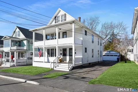 35 School St, Torrington, CT 06790
