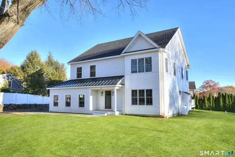 359 Reid St, Fairfield, CT 06824