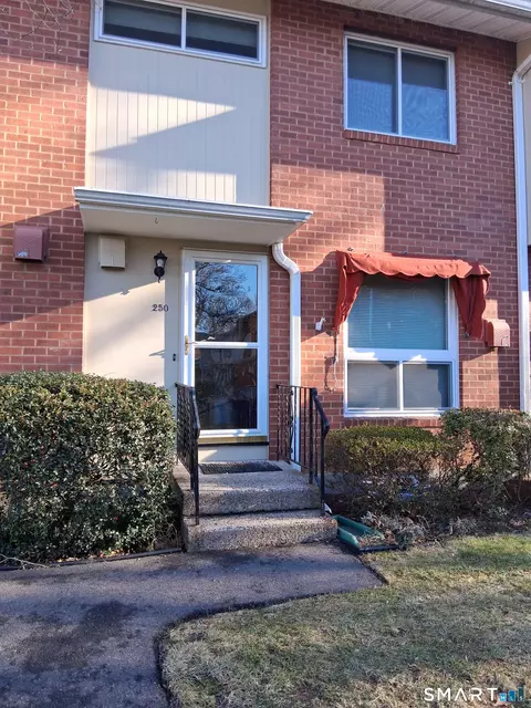 250 Centerbrook Rd, Hamden, CT 06518