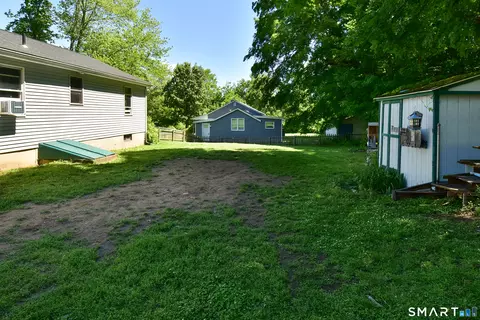 Exterior - 90 Forest Rd, Coventry, CT 06238 photo 3 of 7