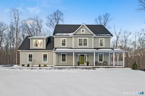 23 Greenwich Pl, Colchester, CT 06415