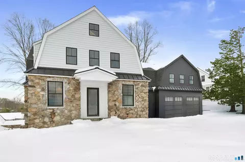 112 Sheephill Rd, Riverside, CT 06878