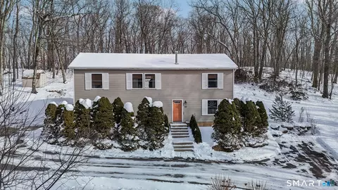23 Keegan Rd, Plymouth, CT 06782