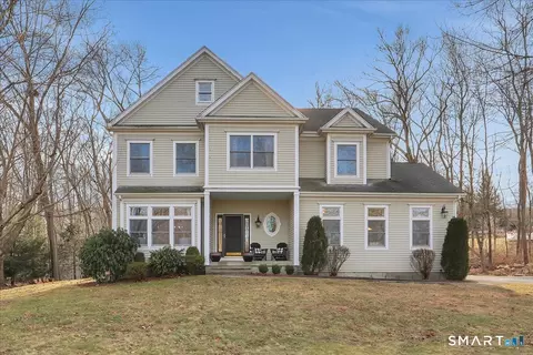 168 Fern St, Glastonbury, CT 06033