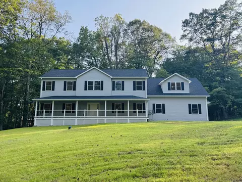 238 Berkshire Rd, Newtown, CT 06482