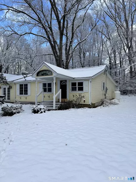 24 East Ave, Norwich, CT 06360