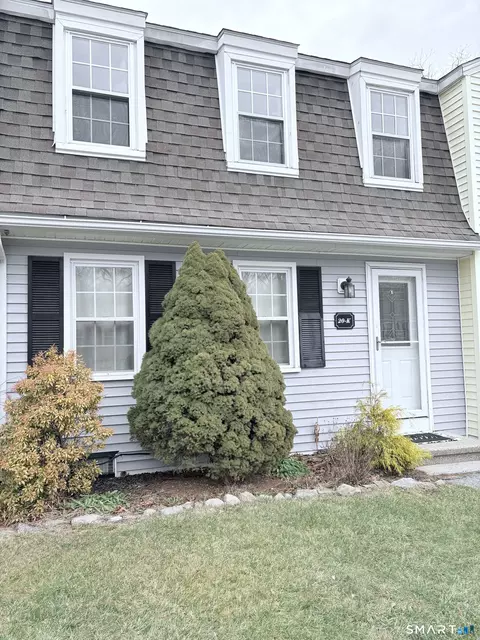 20 Lakeside Dr #K, Ledyard, CT 06339