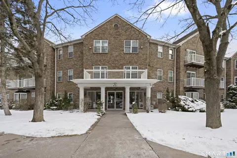 421 Tolland St #208, East Hartford, CT 06108