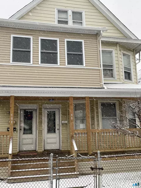 98-100 Carroll Ave, Bridgeport, CT 06608
