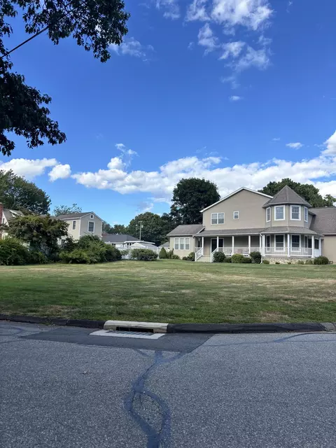 61 Whitecap Rd, East Lyme, CT 06357 photo 3
