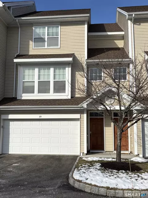 30 Caldwell Ter #30, Danbury, CT 06810
